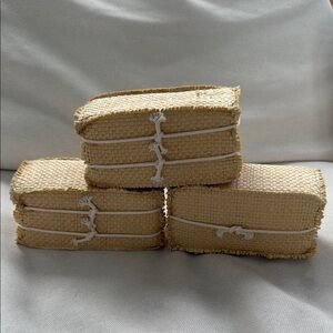 Authentic American Girl AG Hay Bales for Horse Care Barn Stable Farm Accessories